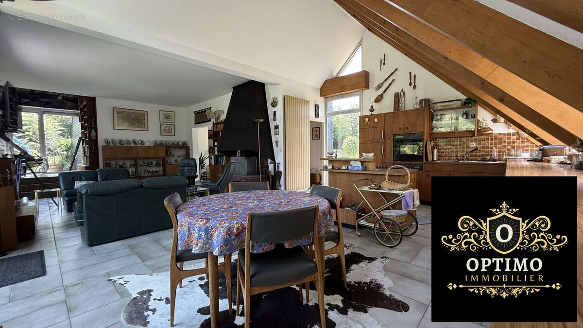 Maison à LEZARDRIEUX