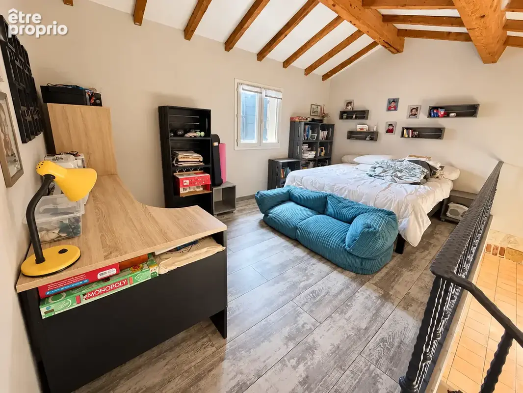 Vend maison de 163m2 avec piscine et garage sur un terrain de 1052m2 - photo 16