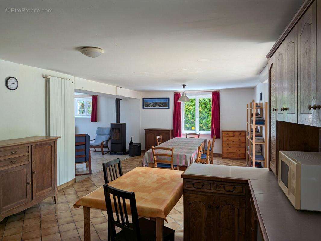 maison 7 pièces 168 M2 - photo 4