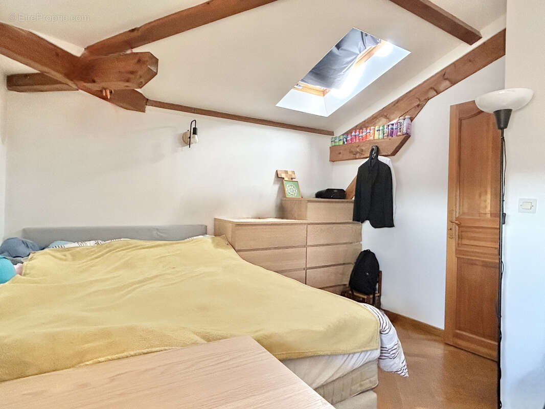 Appartement à POLLIONNAY