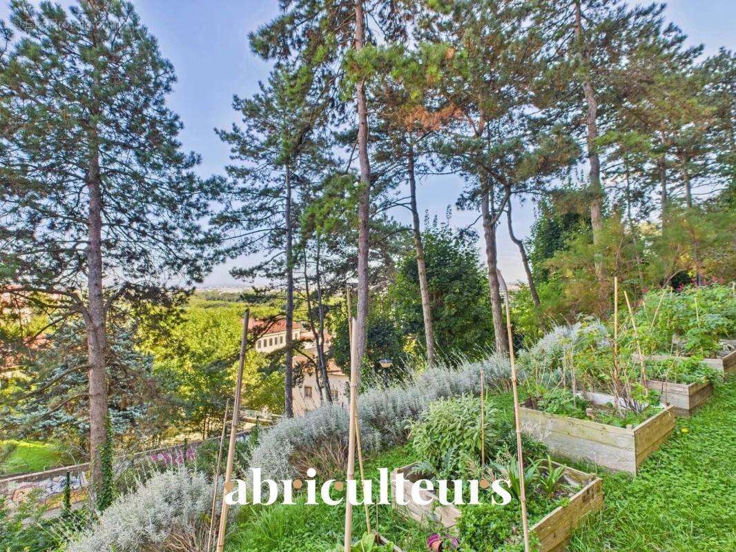 T3 traversant lumineux avec grande terrasse, vue exceptionnelle sur parc, au cœur de la Croix-Rousse - photo 14