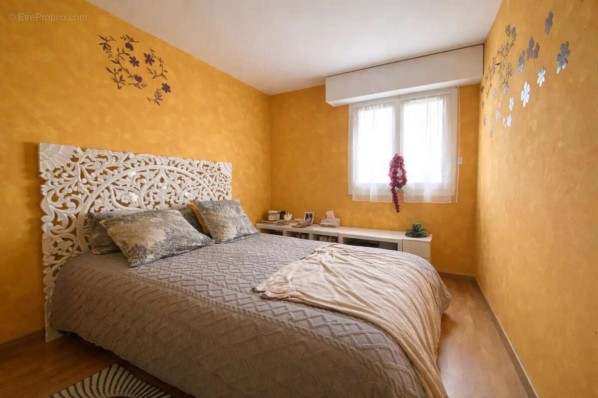 Appartement à LE PLESSIS-TREVISE