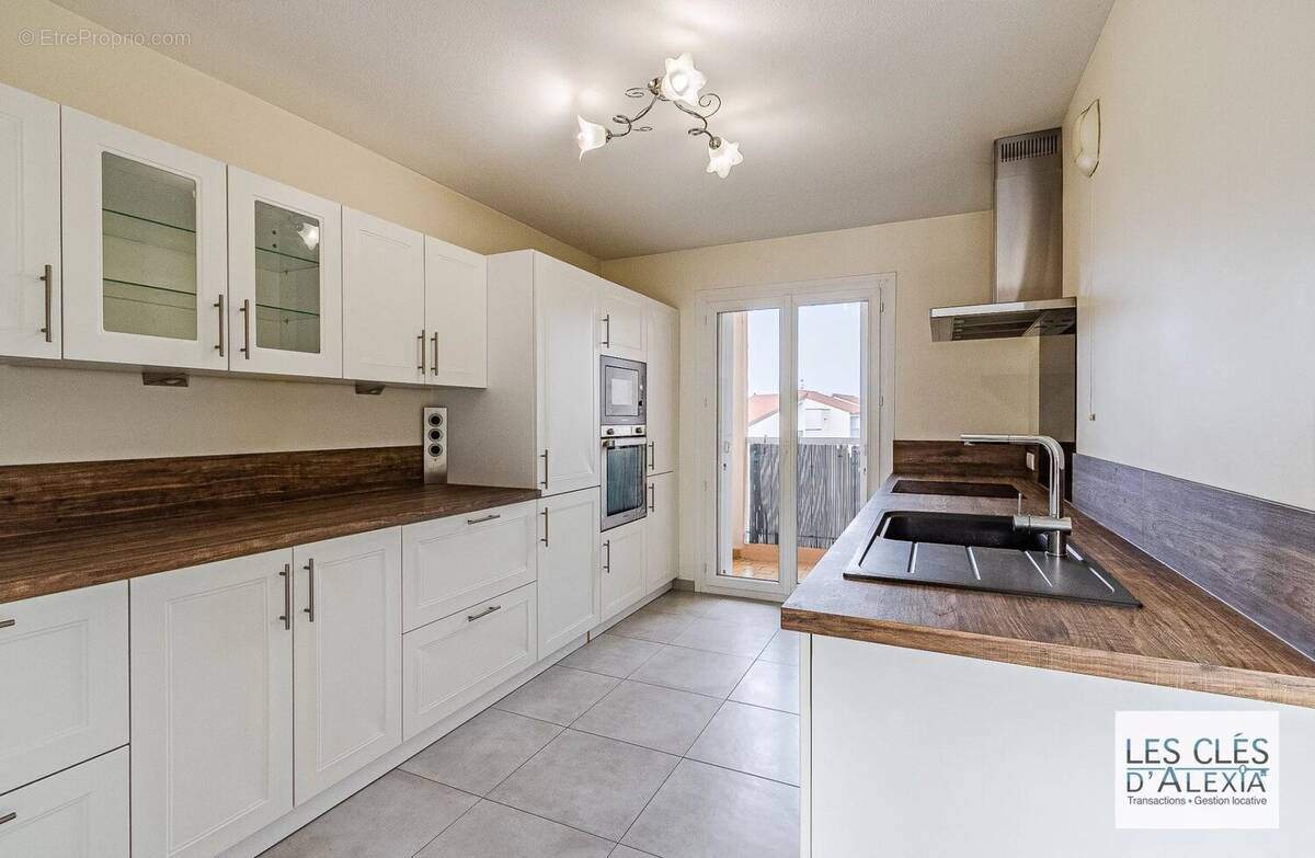 Appartement à LYON-8E