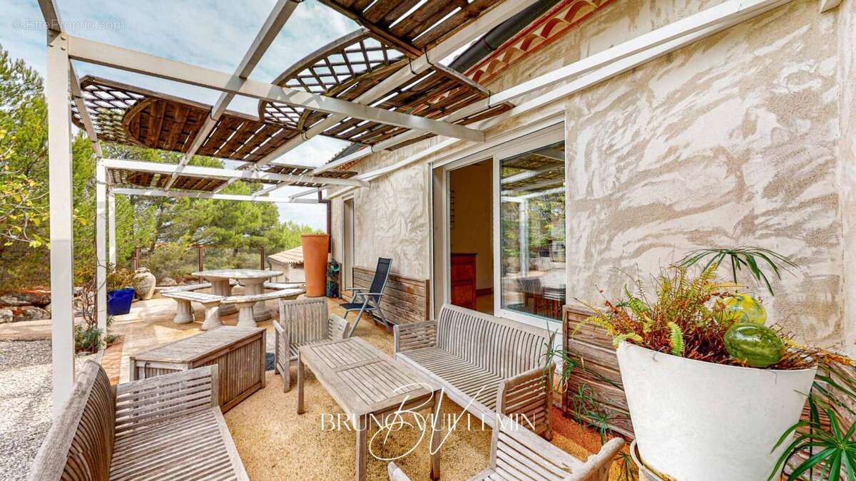 Maison à LEZIGNAN-CORBIERES