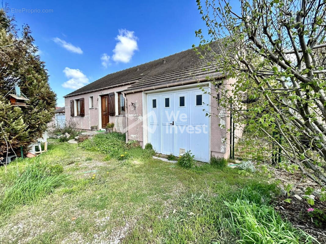 Maison à CHOISY-EN-BRIE