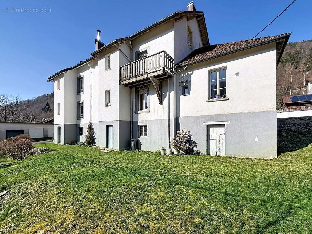 Appartement à LA BRESSE