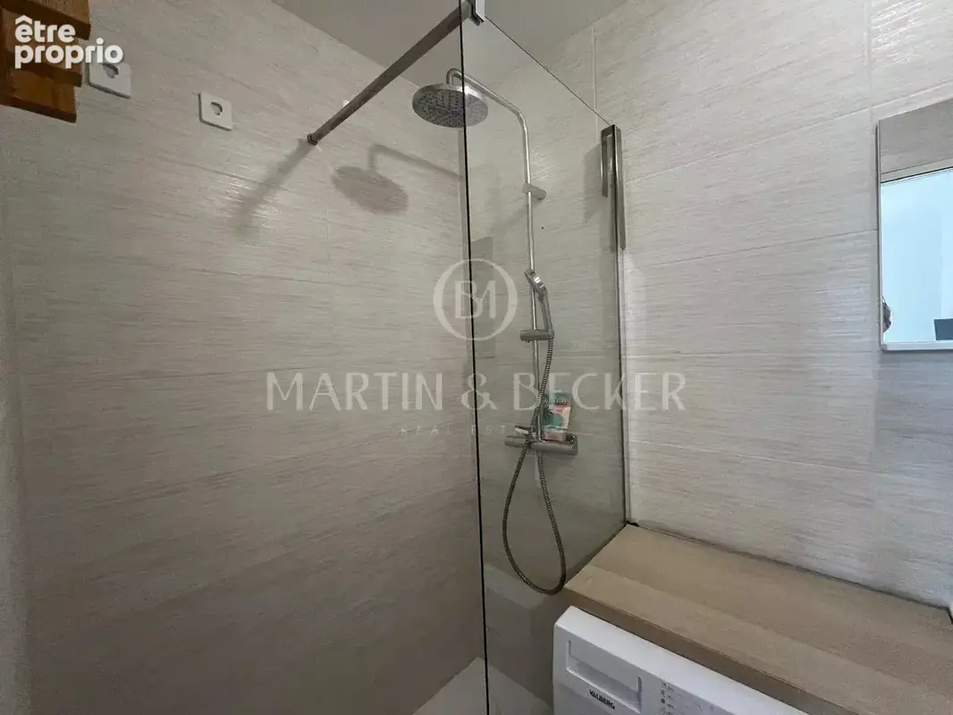 Cannes – dernier étage – beau 2 pièces – idéal investissement ou pied a terre - photo 4