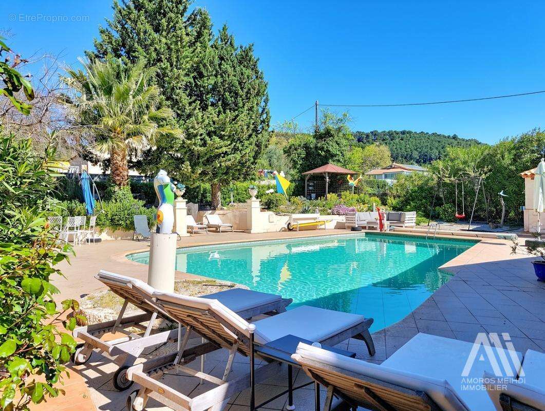 Villa individuelle T6 à Carnoules - photo 2