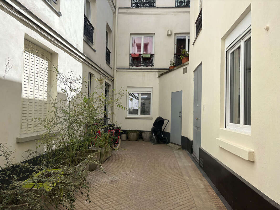 Appartement à PARIS-2E