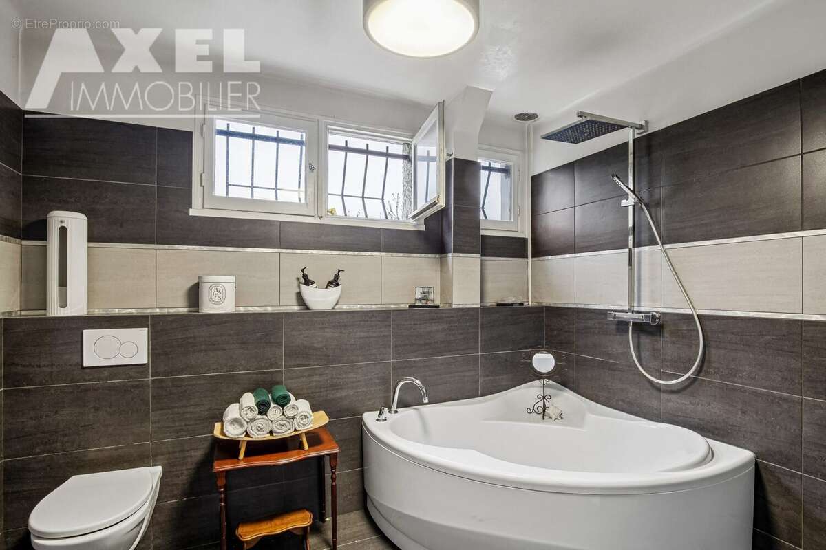 Maison à BOIS-D'ARCY