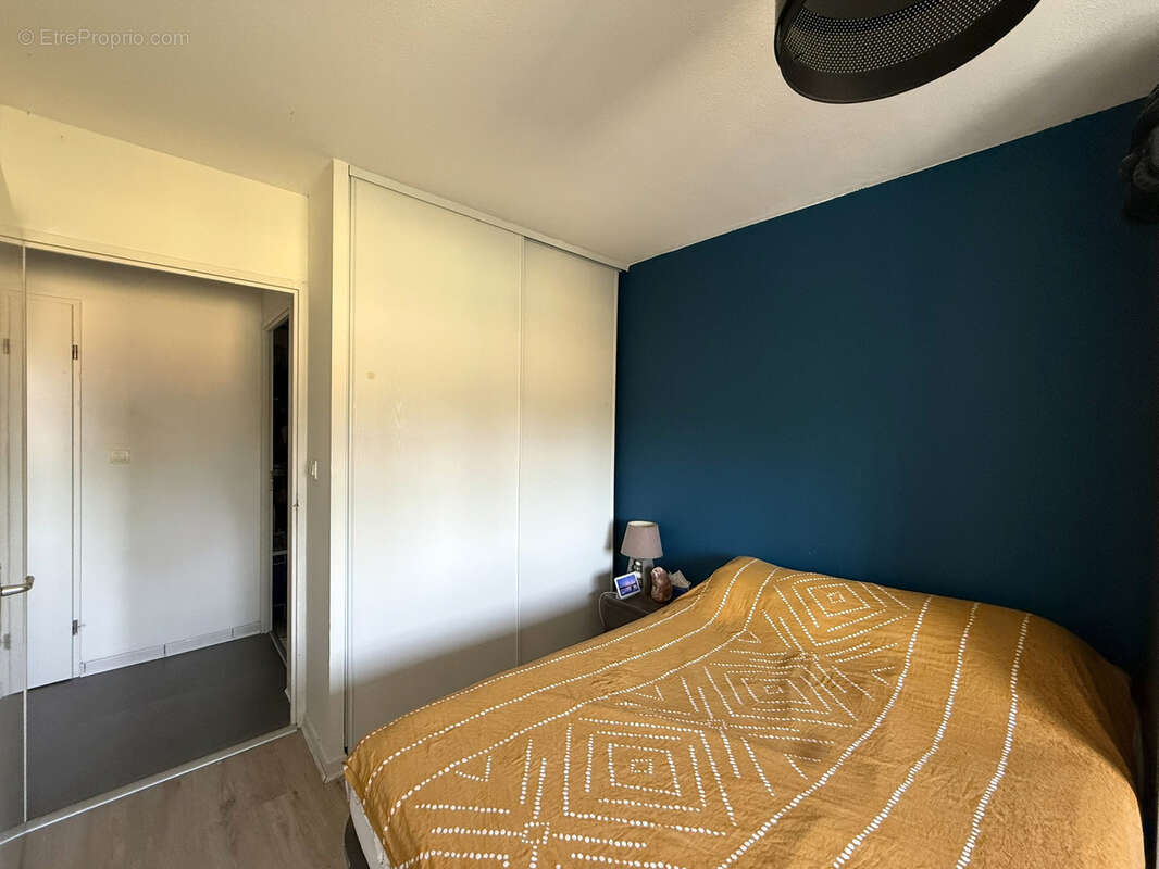 En exclusivité ! Grand T3 de 75 m2 avec ascenseur, terrasse et parking proche de toutes commodités !!! - photo 6