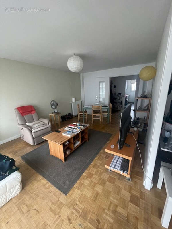 Appartement à BOURG-LA-REINE
