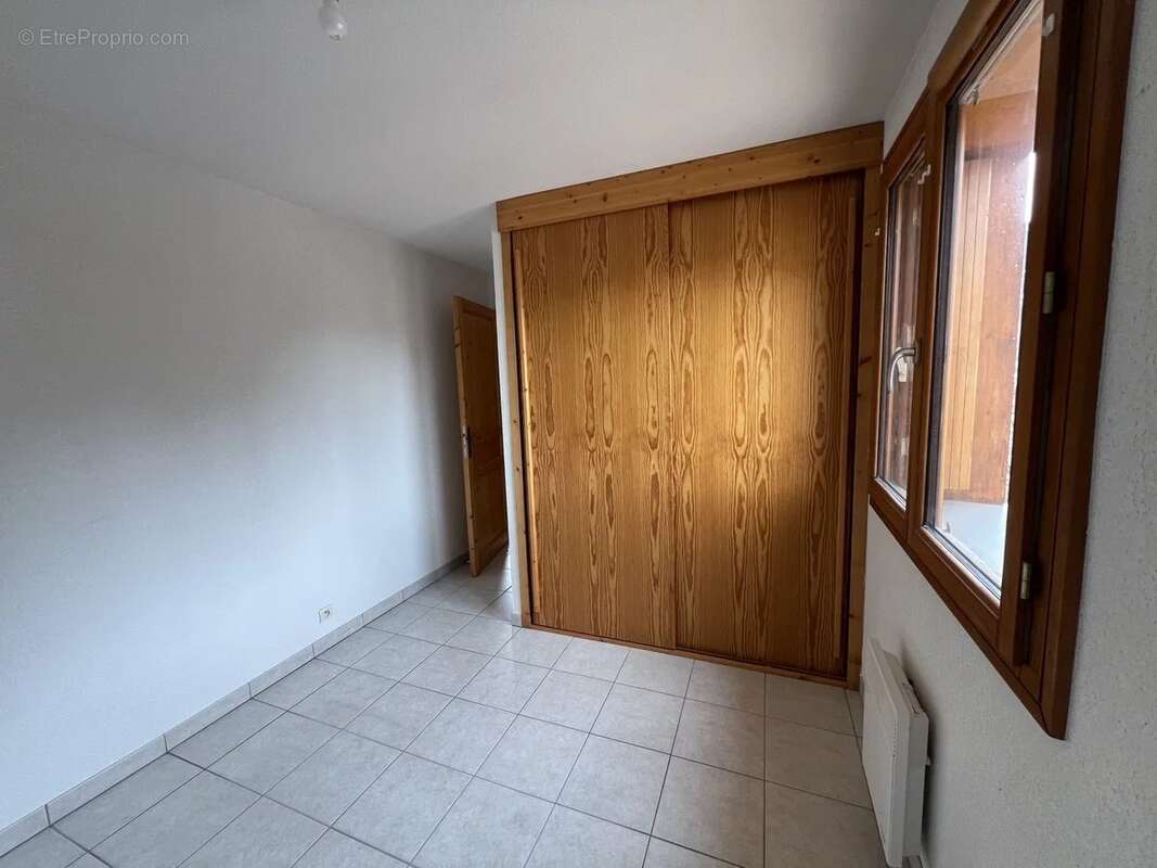 Appartement à LA SALLE-LES-ALPES