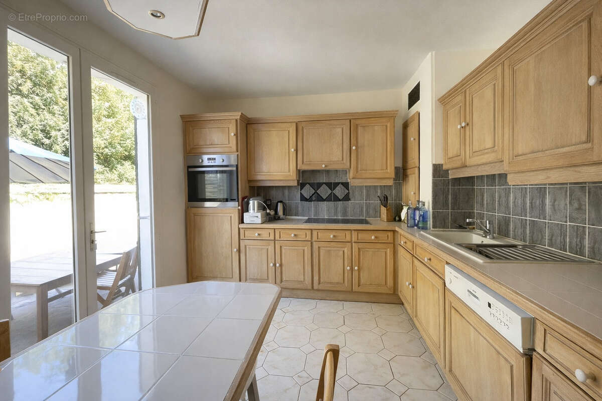 Cuisine2 - Maison à BRUNOY