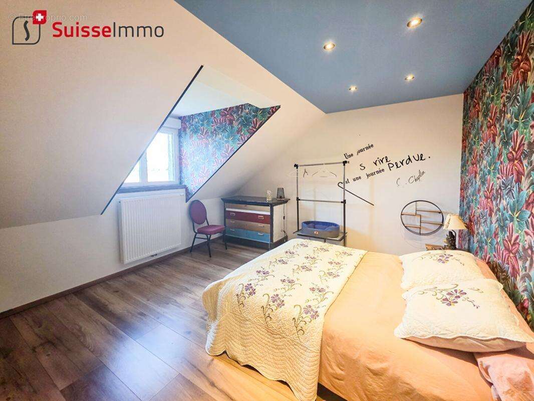 Maison à VALLEROIS-LE-BOIS