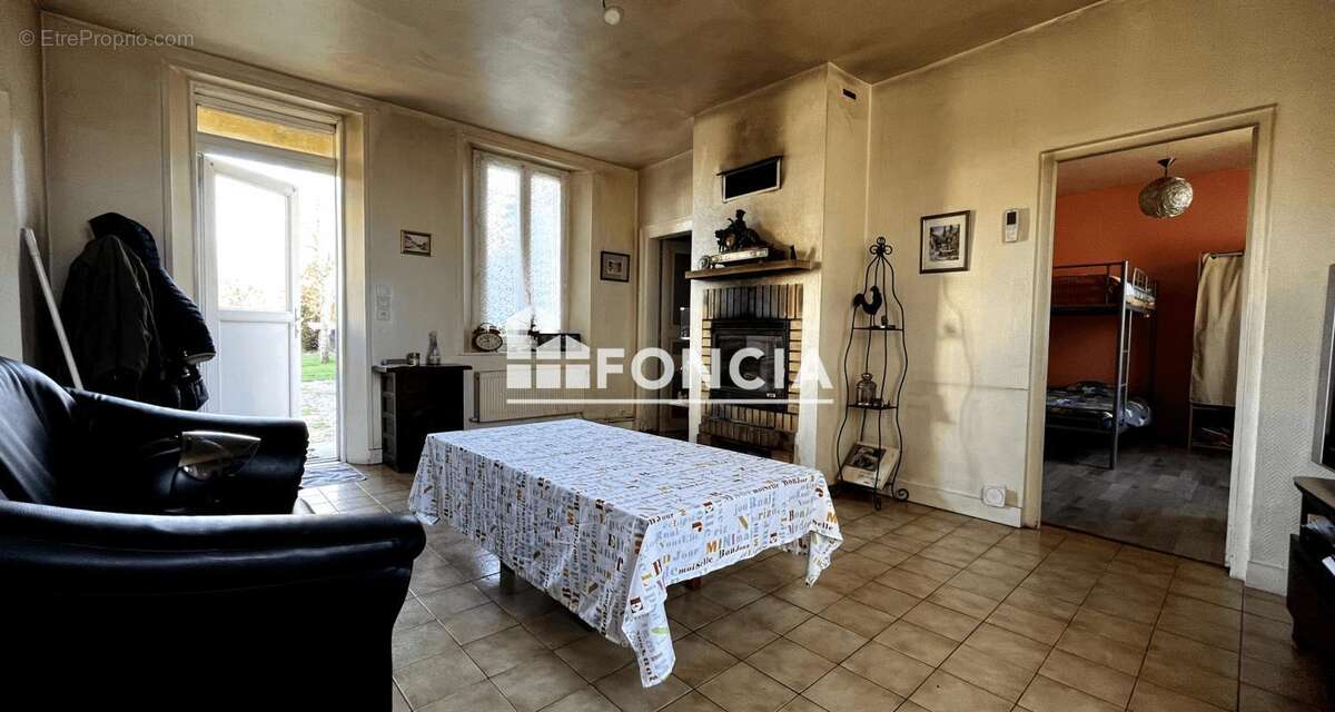 Maison à SOREL-MOUSSEL