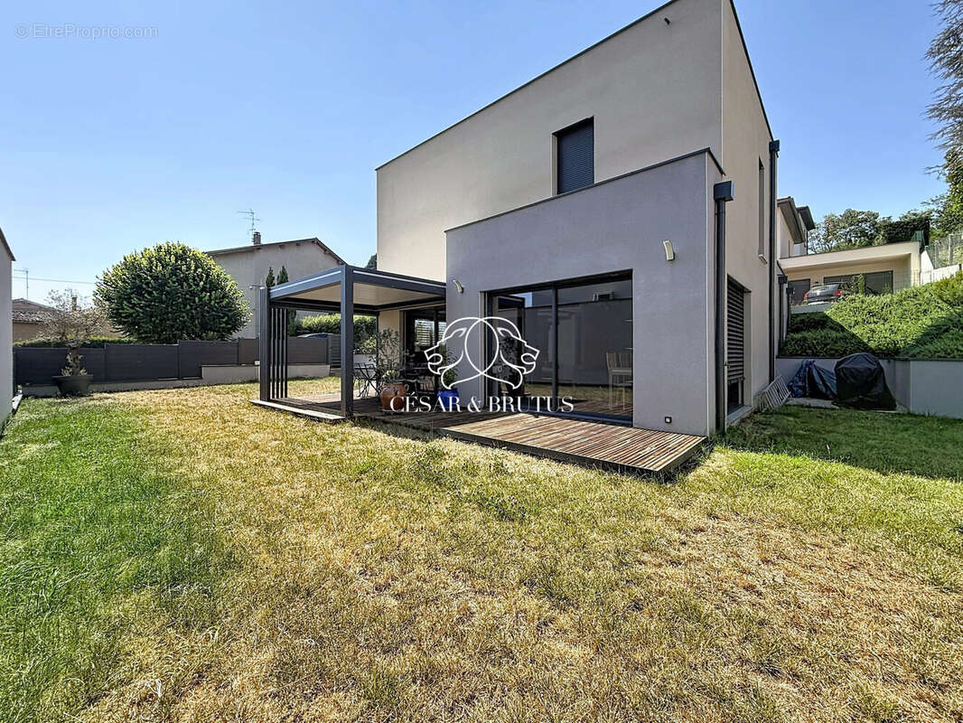 Maison 142 m² à Frans  - photo 2