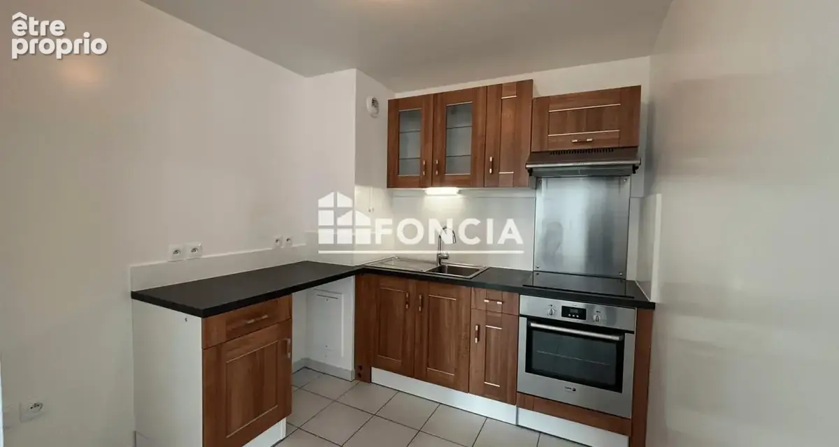 Apprtement f2 42,55 m2 en centre ville de coubert - photo 3