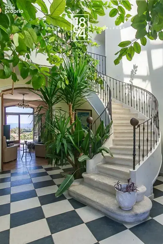À vendre I Sud Luberon I Propriété I 1060m² - photo 5