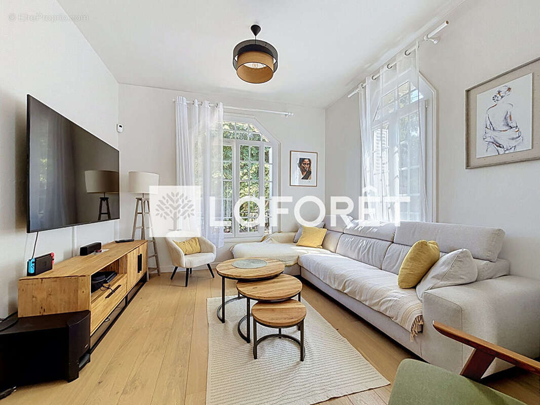 Maison Vert Saint Denis 7 pièces 155 m² - photo 4