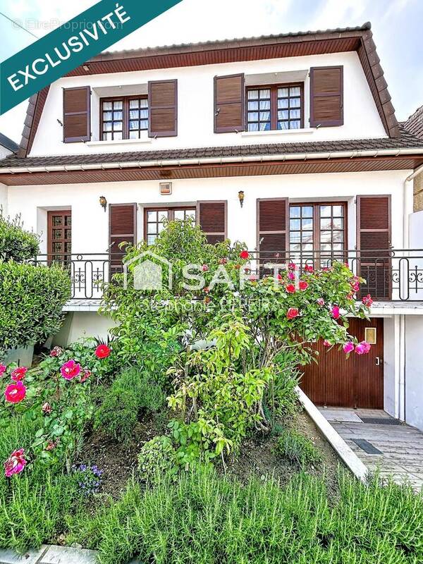 Photo 1 - Maison à SAINT-MAUR-DES-FOSSES
