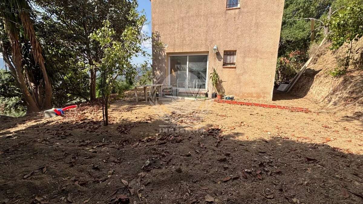 Maison à le Plan de la Tour - photo 9