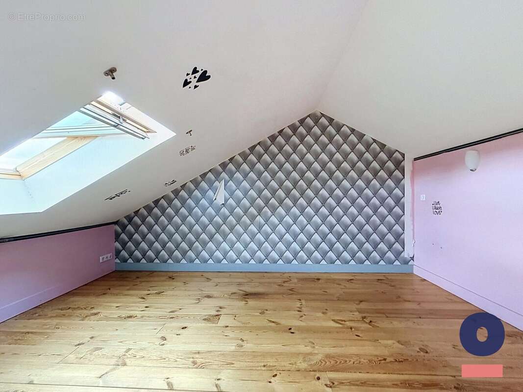 Maison 86 m² à Tourcoing  - photo 7