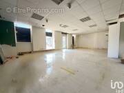 Photo 1 - Commerce à PEYREHORADE