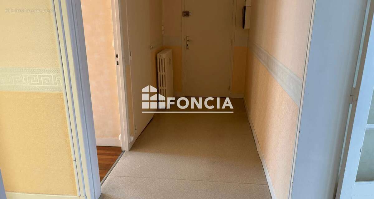 Exclusivite au 1er etage  proche maison de la culture appartement type 4 de 96.86 m2 avec cave - photo 8