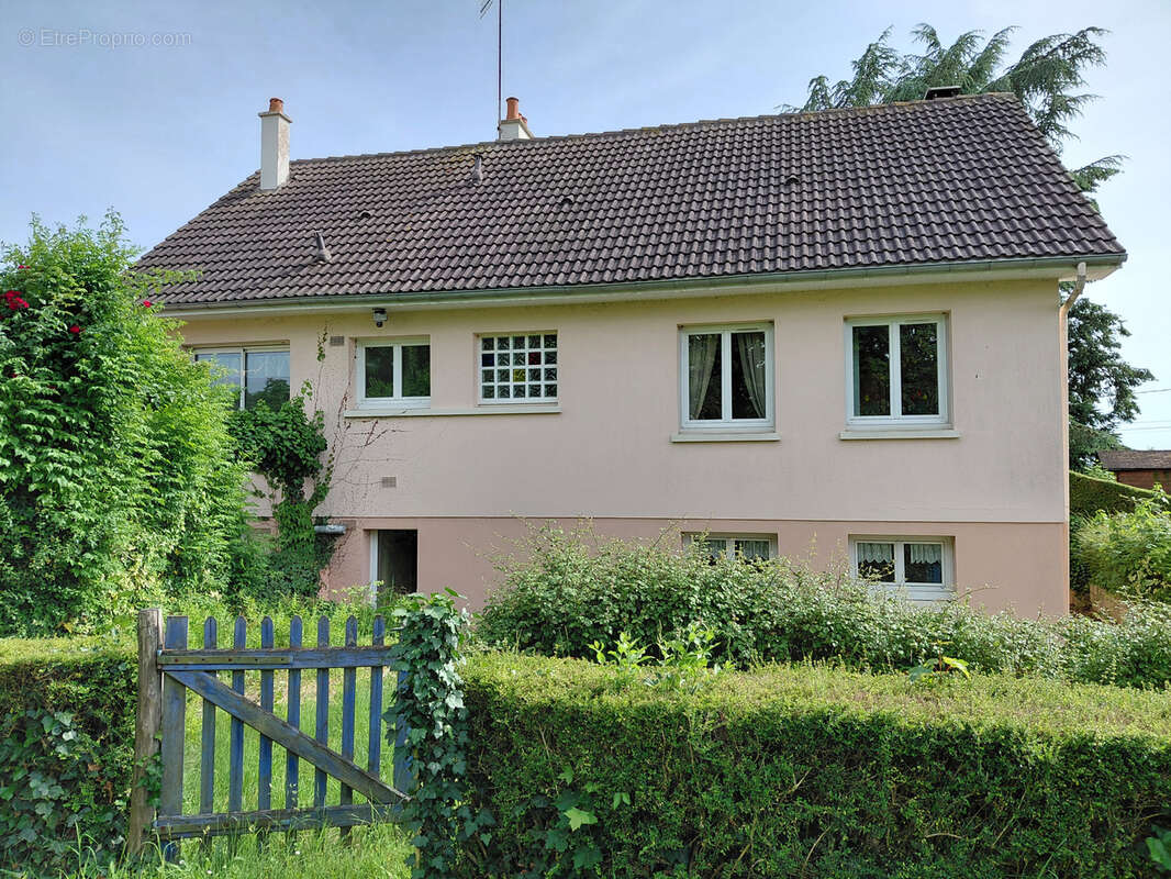 Maison à LA FLECHE