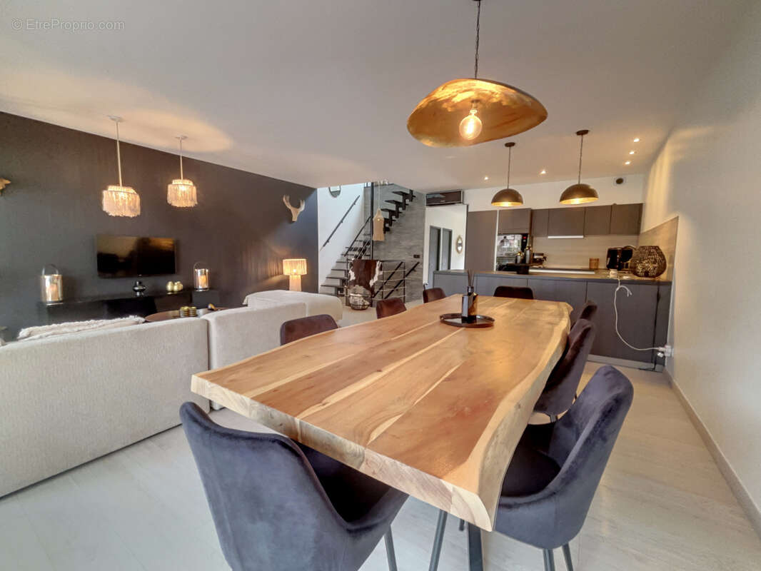 Appartement à VIVIERS-DU-LAC