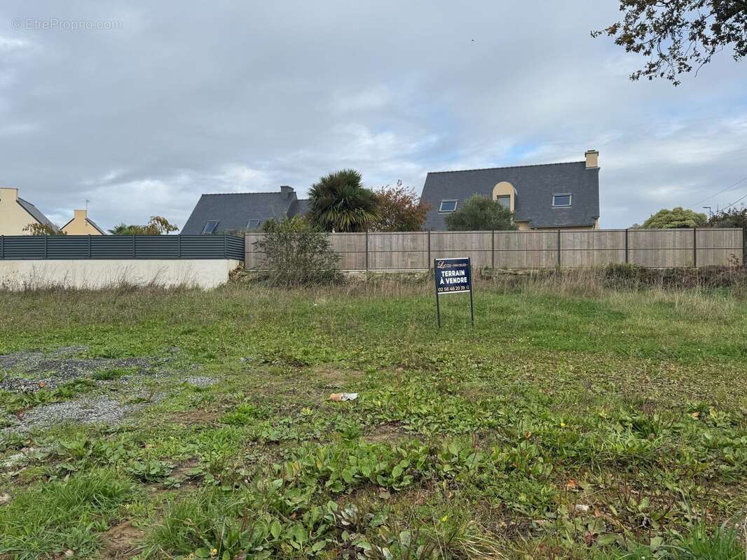 Terrain à CLOHARS-CARNOET
