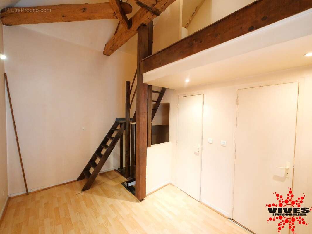 Appartement à OUVEILLAN