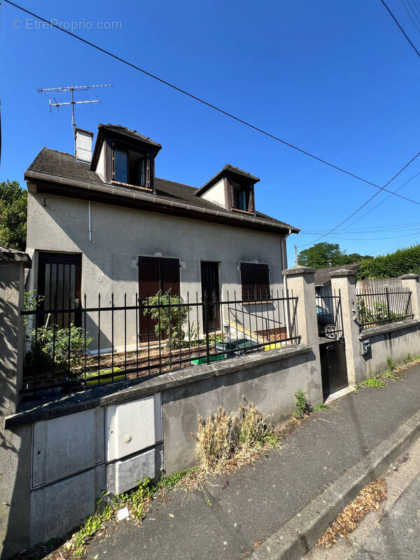 Maison à VIRY-CHATILLON