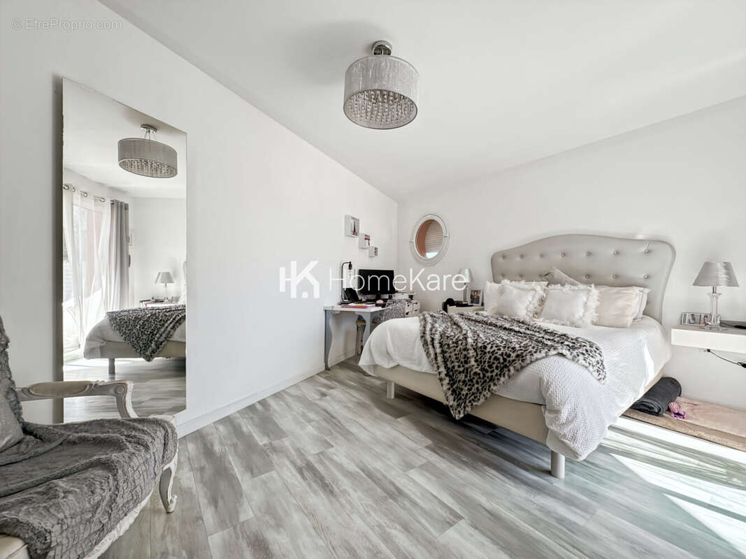 Maison à CASTANET-TOLOSAN