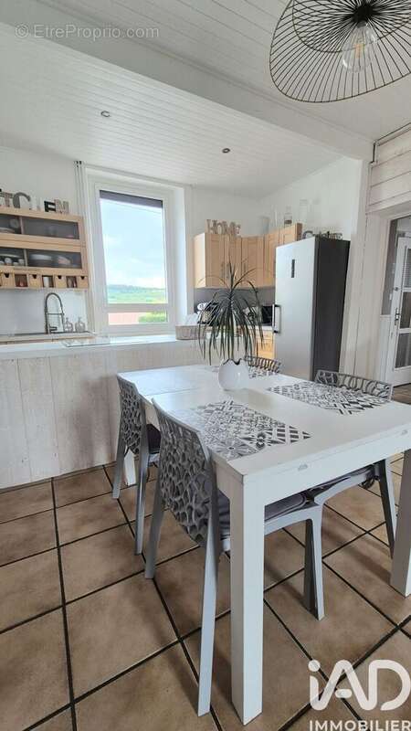 Photo 6 - Maison à ROCHE-LA-MOLIERE