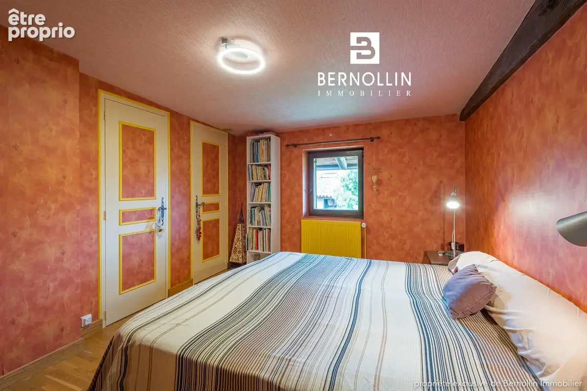 COUP DE COEUR à Curtafond - Propriété de charme de 300 m2 - 11 pièces - photo 23