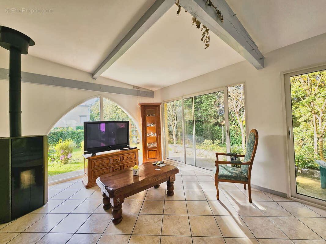 Maison à BONNAC-LA-COTE