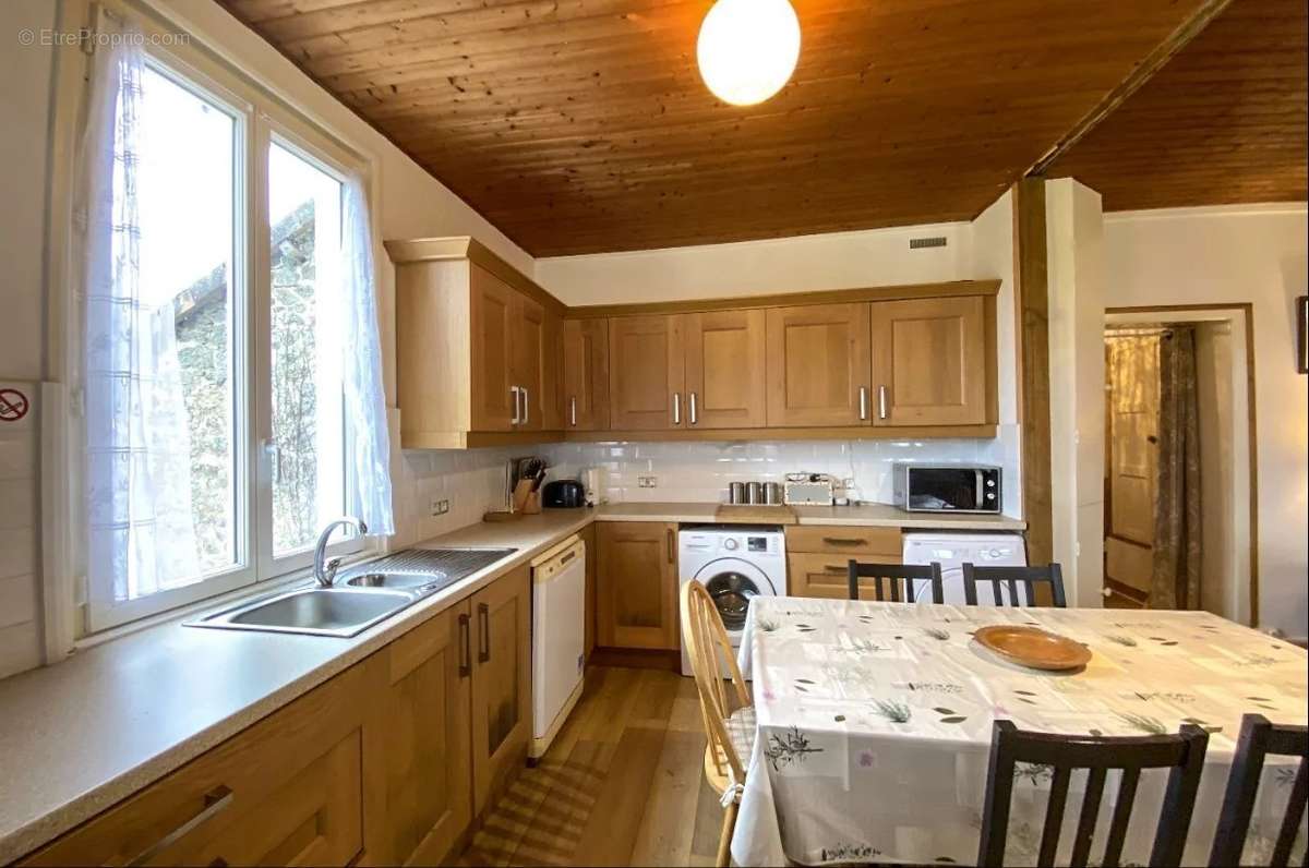 Maison à ABJAT-SUR-BANDIAT