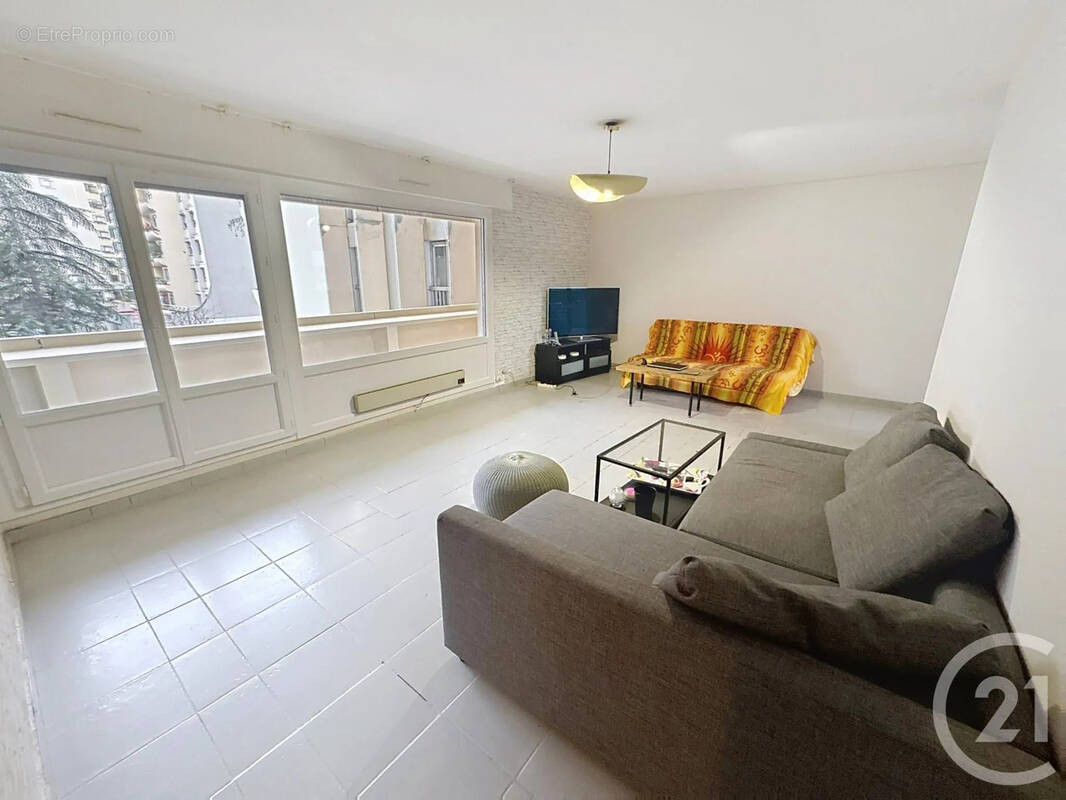 Appartement à VILLEURBANNE