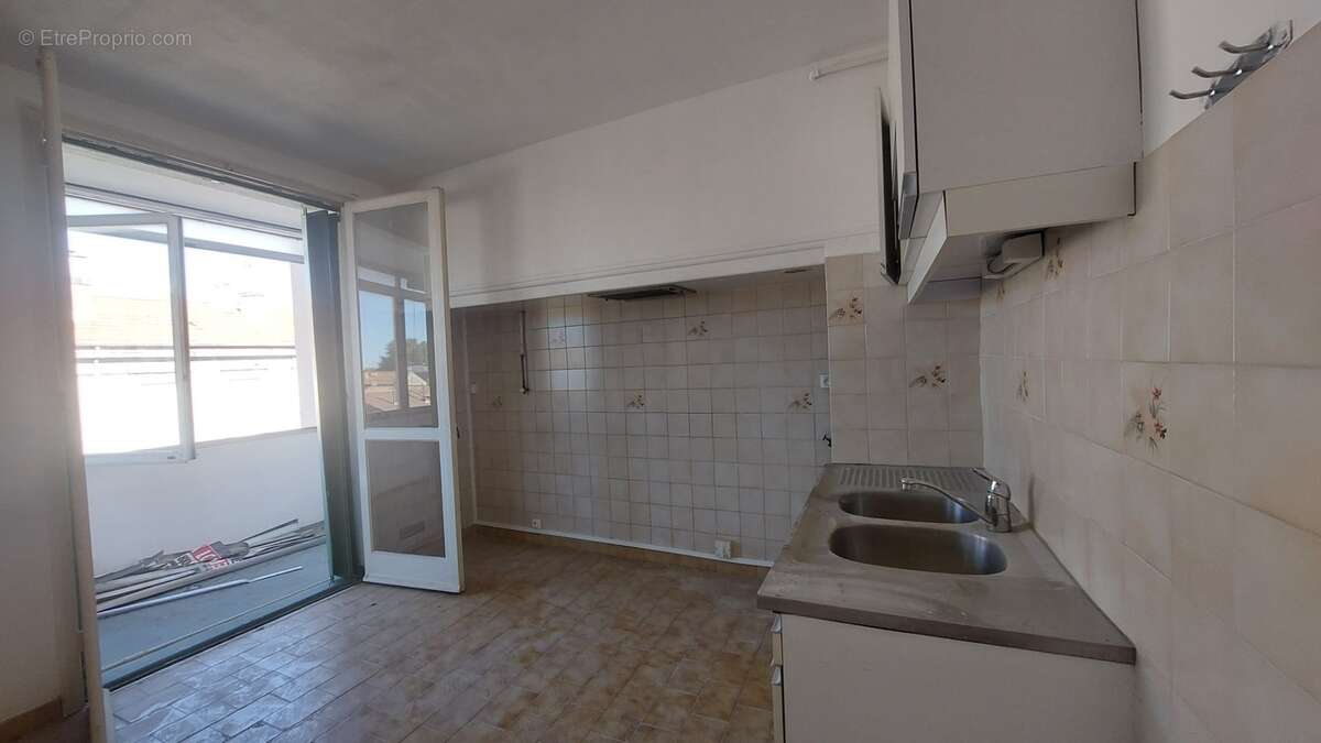 Appartement à vendre 4 pièces AVIGNON (84) - photo 7