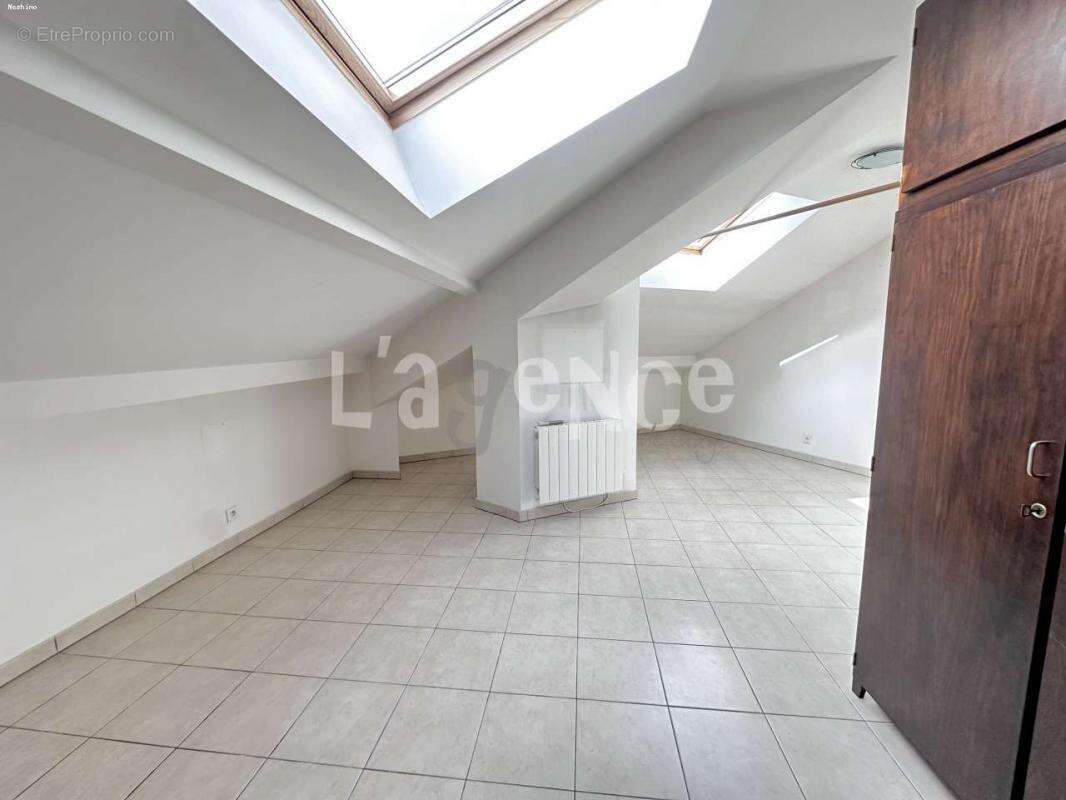 Appartement à CLAYE-SOUILLY
