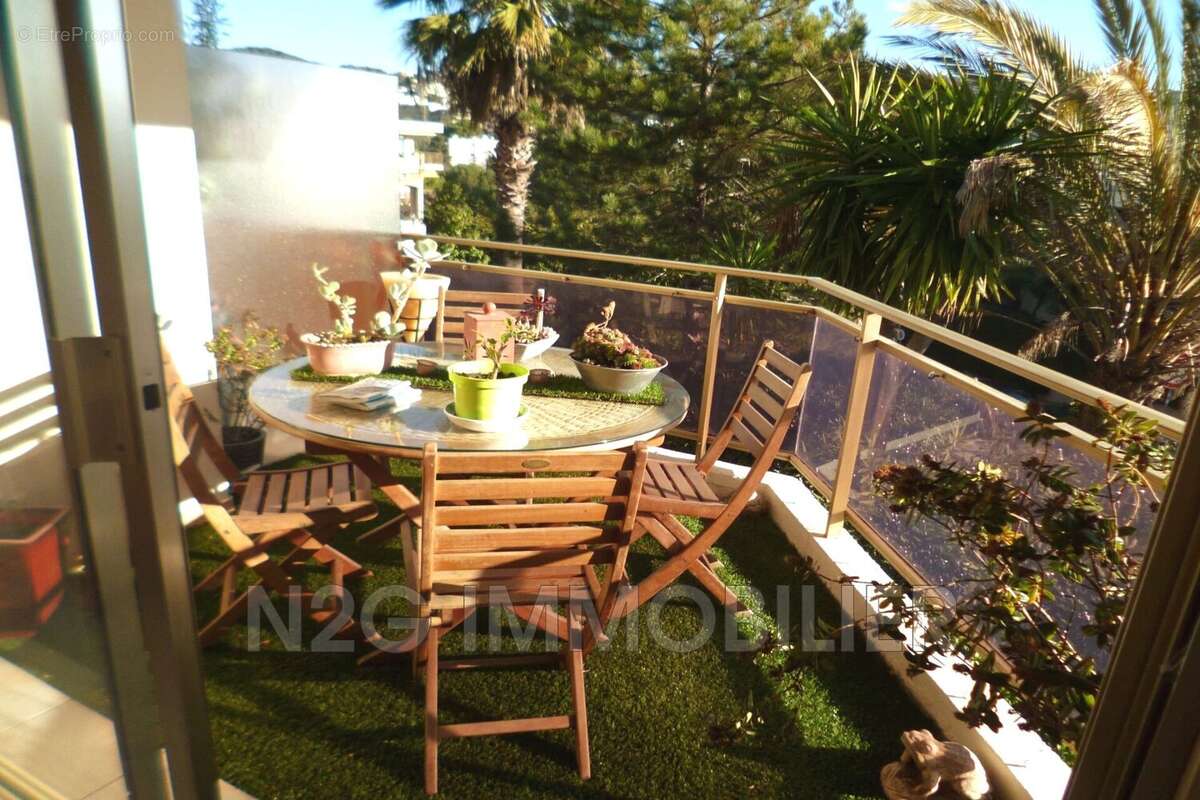 Appartement à LE CANNET