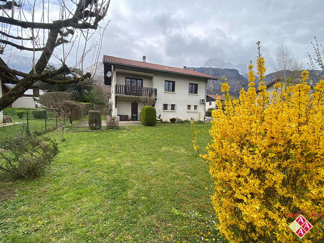 Maison à BERNIN