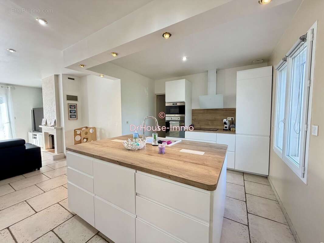 Maison 130 m² à Cepoy  - photo 13