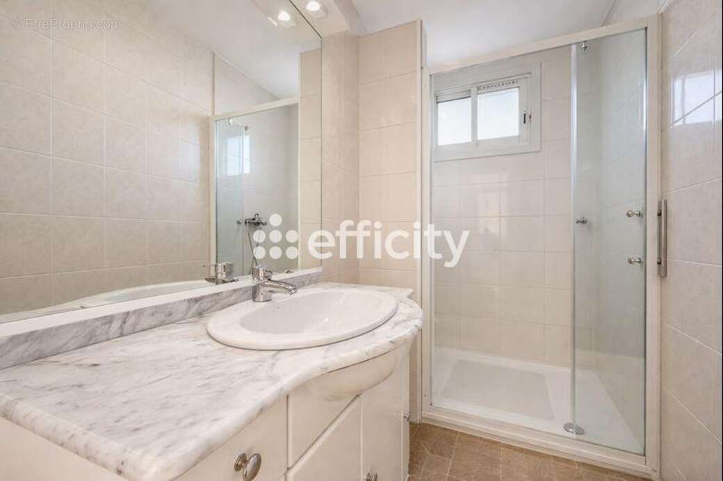 Appartement à MARSEILLE-10E
