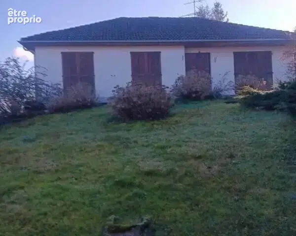 Maison à PEYRAT-LA-NONIERE