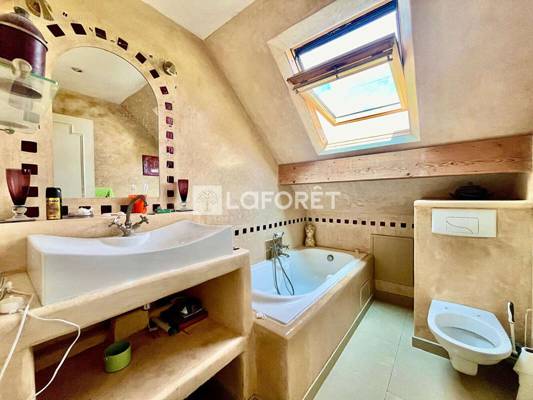 Maison à MILLY-LA-FORET