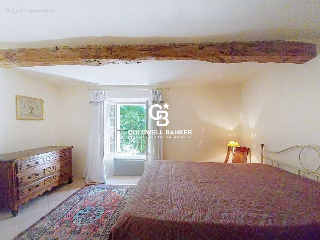 Maison à SAINT-ANTONIN-DU-VAR