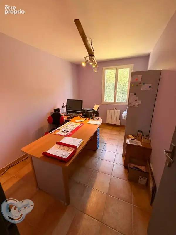 ST CHRISTOL - Maison de plain-pied de 86 m² habitables sur terrain de 930 m² avec garage attenant - - photo 10